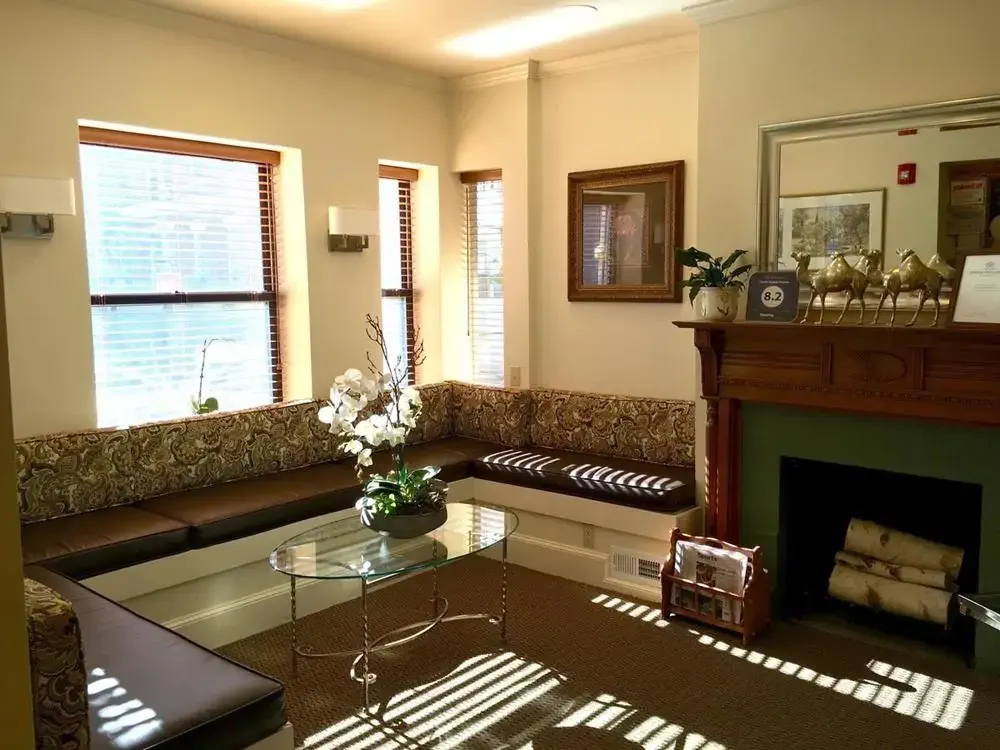 Oasis Guest House Boston