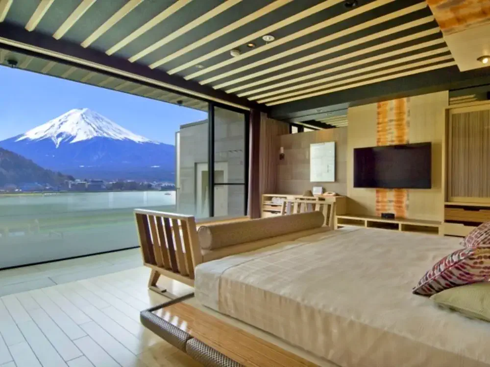 富士山-河口湖-住宿-風之露台庫庫那-天空的露台