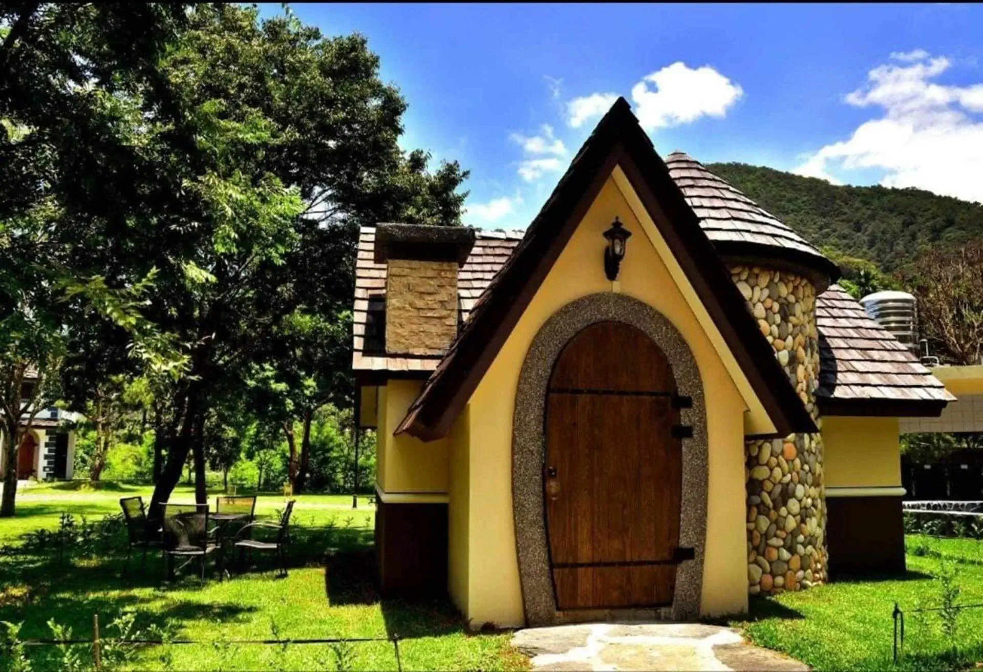 蘑菇山林民宿露營區,南投埔里民宿推薦,南投埔里住宿,埔里住宿, 埔里民宿