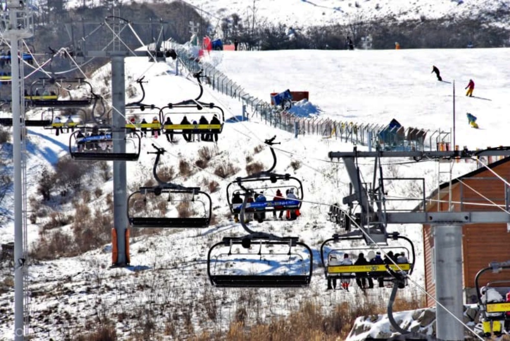 韓國-釜山-伊甸園山谷滑雪度假村-滑雪纜車