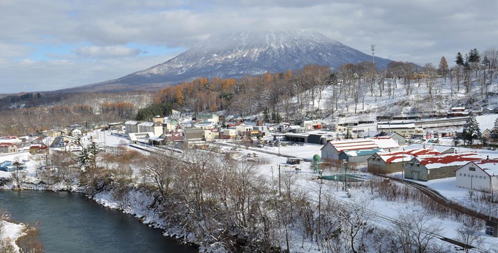 北海道-滑雪-住宿-新雪谷綠葉村飯店-滑雪場