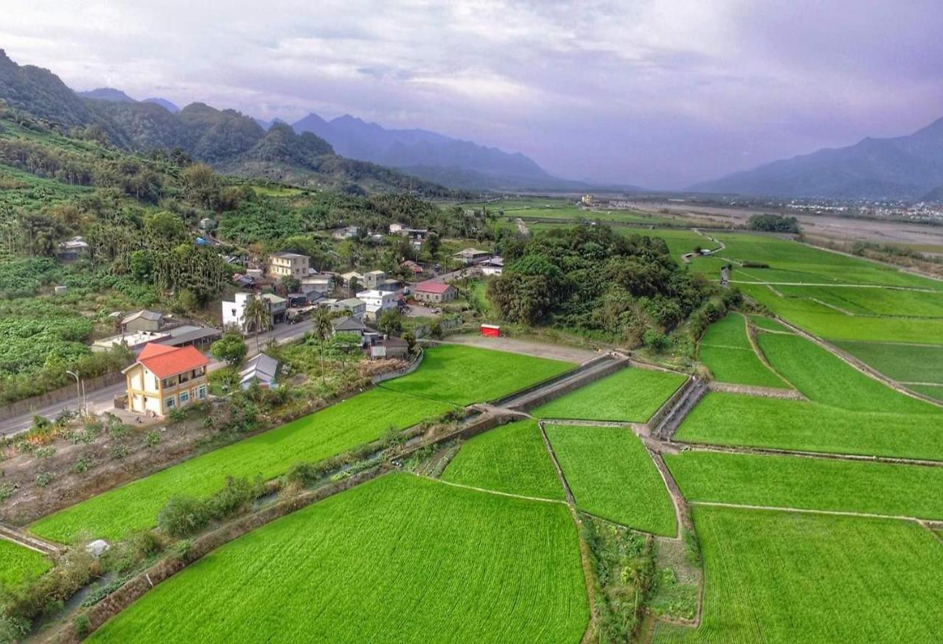 七里霧民宿,六十石山金針花季住宿推薦,六十石山 住宿, 六十石山民宿,花蓮富里旅館