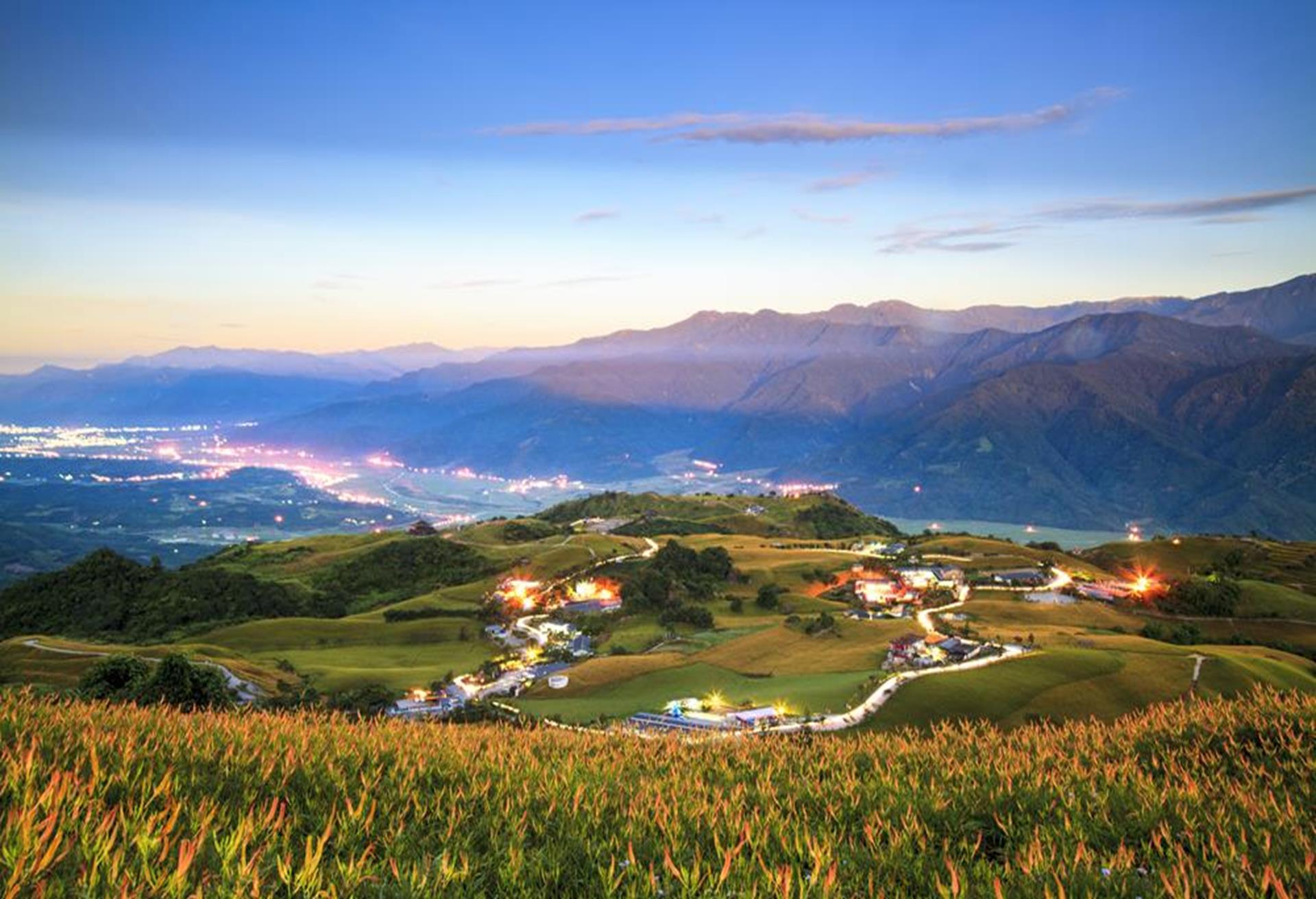 六十石山金針花季住宿推薦,六十石山 住宿, 六十石山民宿,花蓮富里旅館