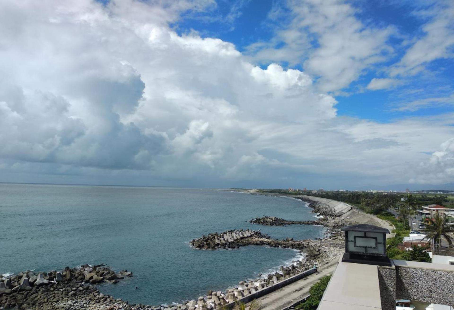 雲海灣海景民宿,富岡漁港附近住宿,富岡漁港 民宿,漁港民宿,富岡海景民宿,台東富岡民宿推薦