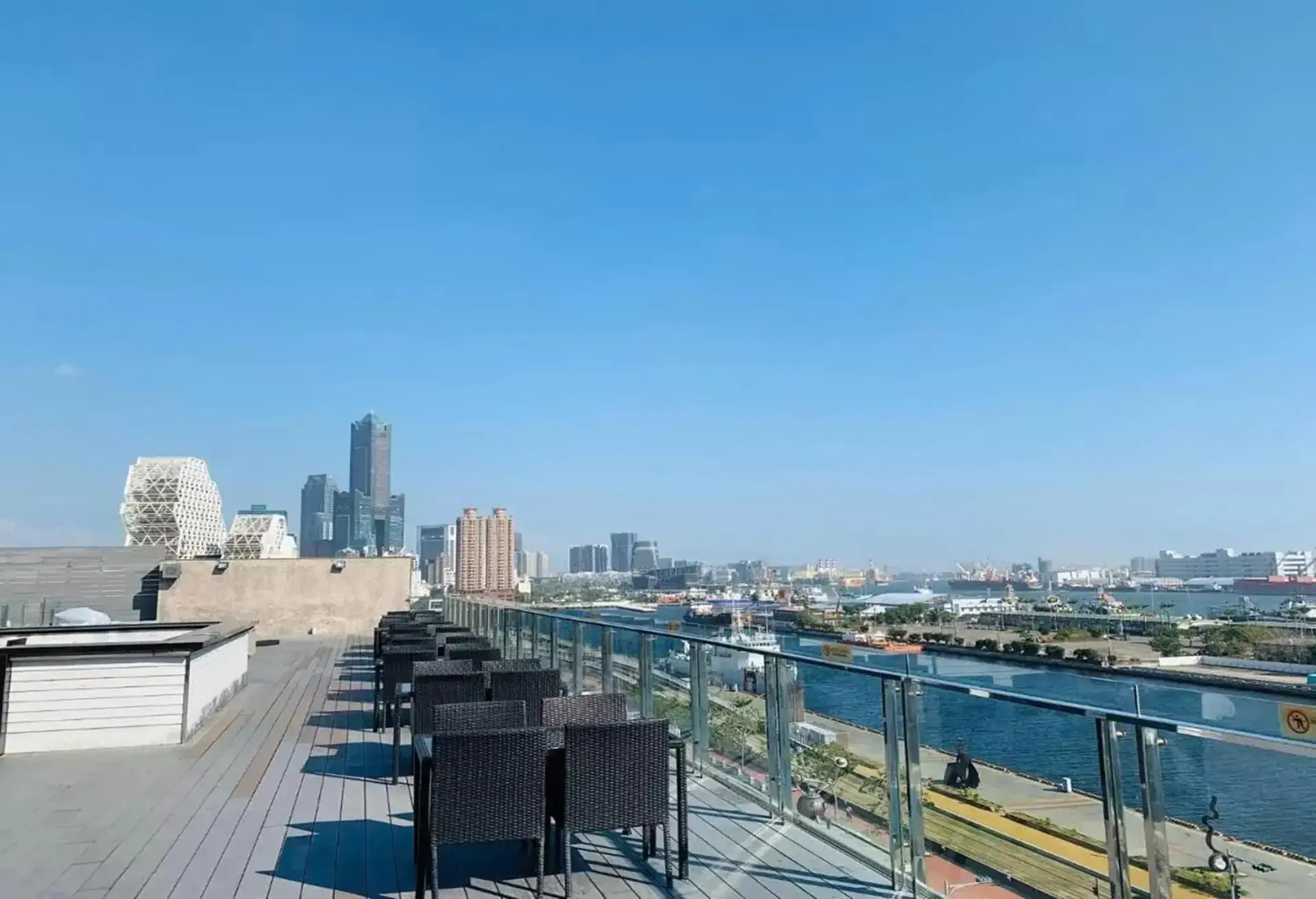 高雄CP值住宿推薦城市商旅高雄真愛館