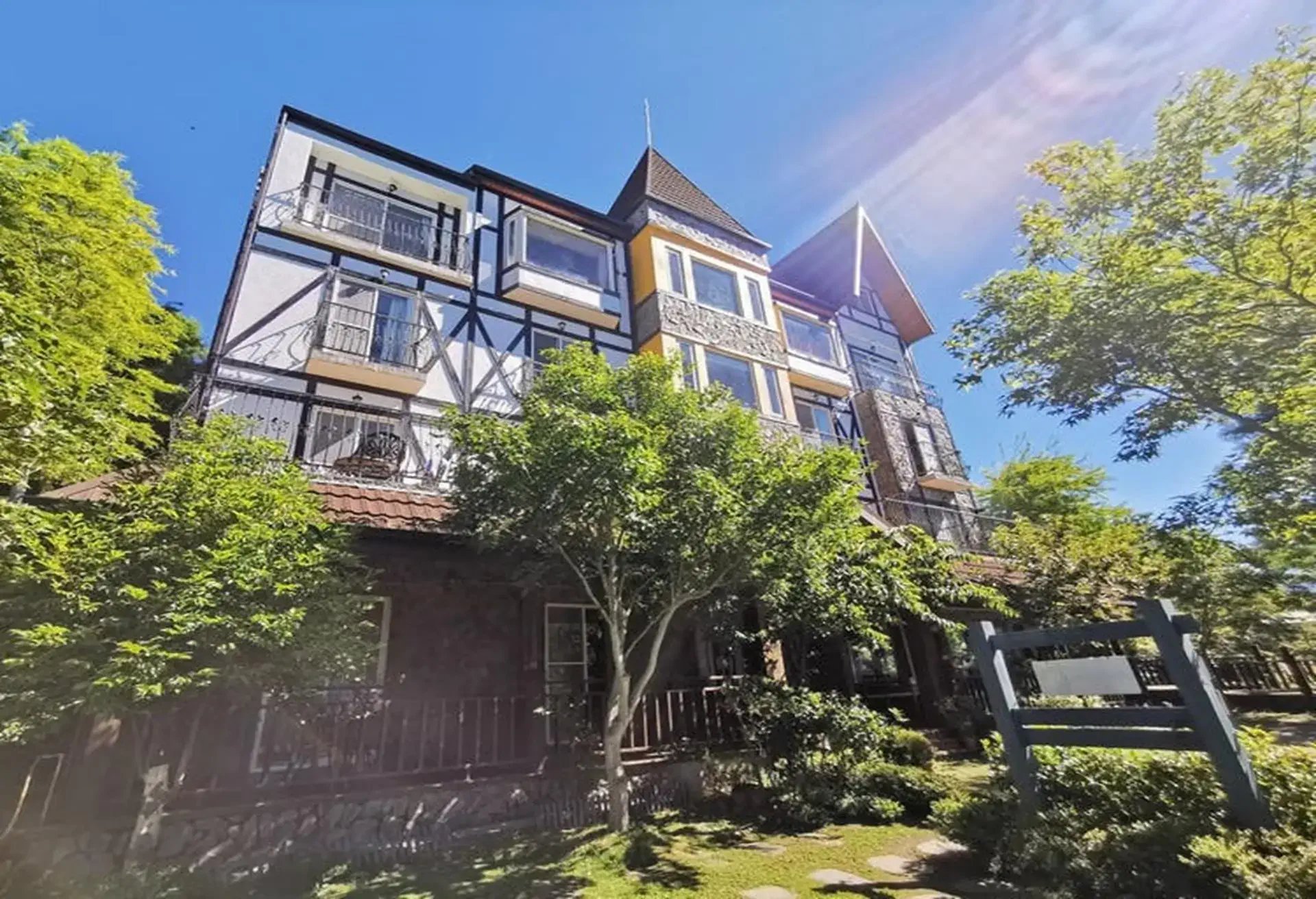 清境羊角村鄉村民宿,清境農場莊園民宿,清境農場住宿,清境農場附近的民宿,清境農場 小木屋