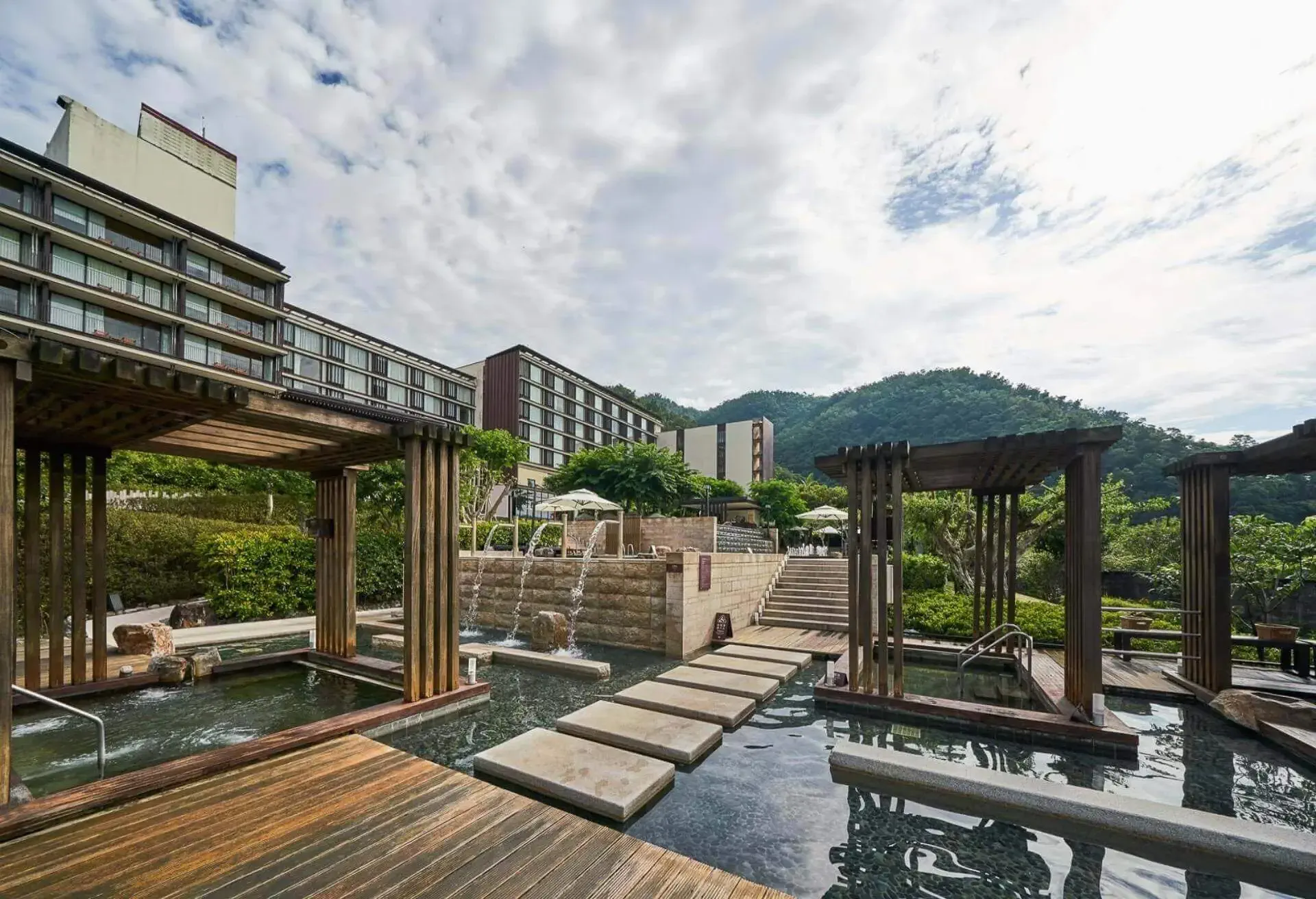 礁溪老爺酒店,台灣溫泉飯店,台灣溫泉旅館,台灣溫泉飯店排名,台灣最佳溫泉飯店,溫泉飯店推薦,溫泉旅館推薦
