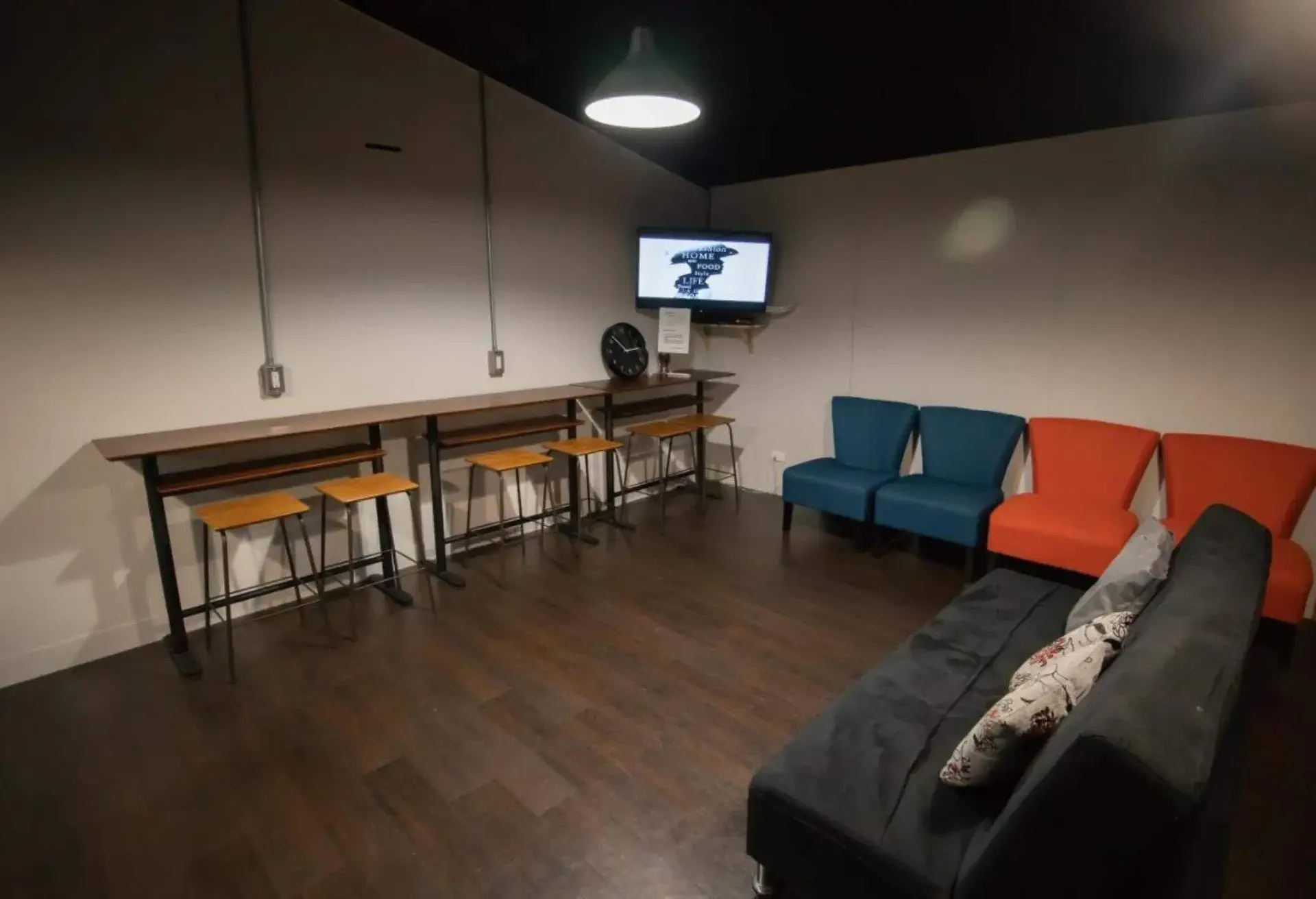 茄子青旅,Hostel Jiizu,台北 住宿,台北 飯店,台北 捷運周邊住宿,台北捷運站附近飯店,台北住宿推薦,台北住哪裡最方便,台北 方便 住宿,台北 便宜 住宿
