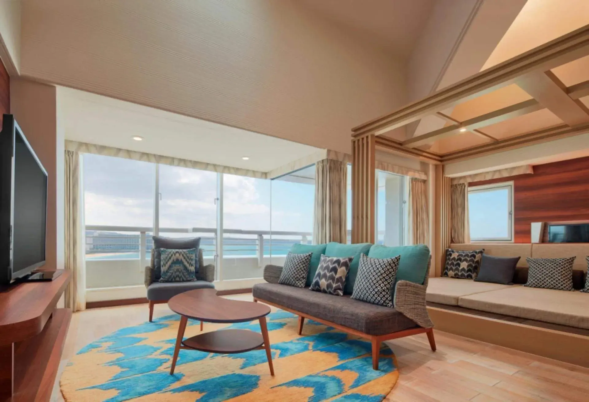 太陽碼頭酒店,Sheraton Okinawa Sunmarina Resort,沖繩渡假村,沖繩住宿推薦,沖繩住宿,沖繩飯店推薦,沖繩渡假村,沖繩 villa,沖繩渡假村推薦,沖繩 海景 住宿,沖繩海景飯店推薦