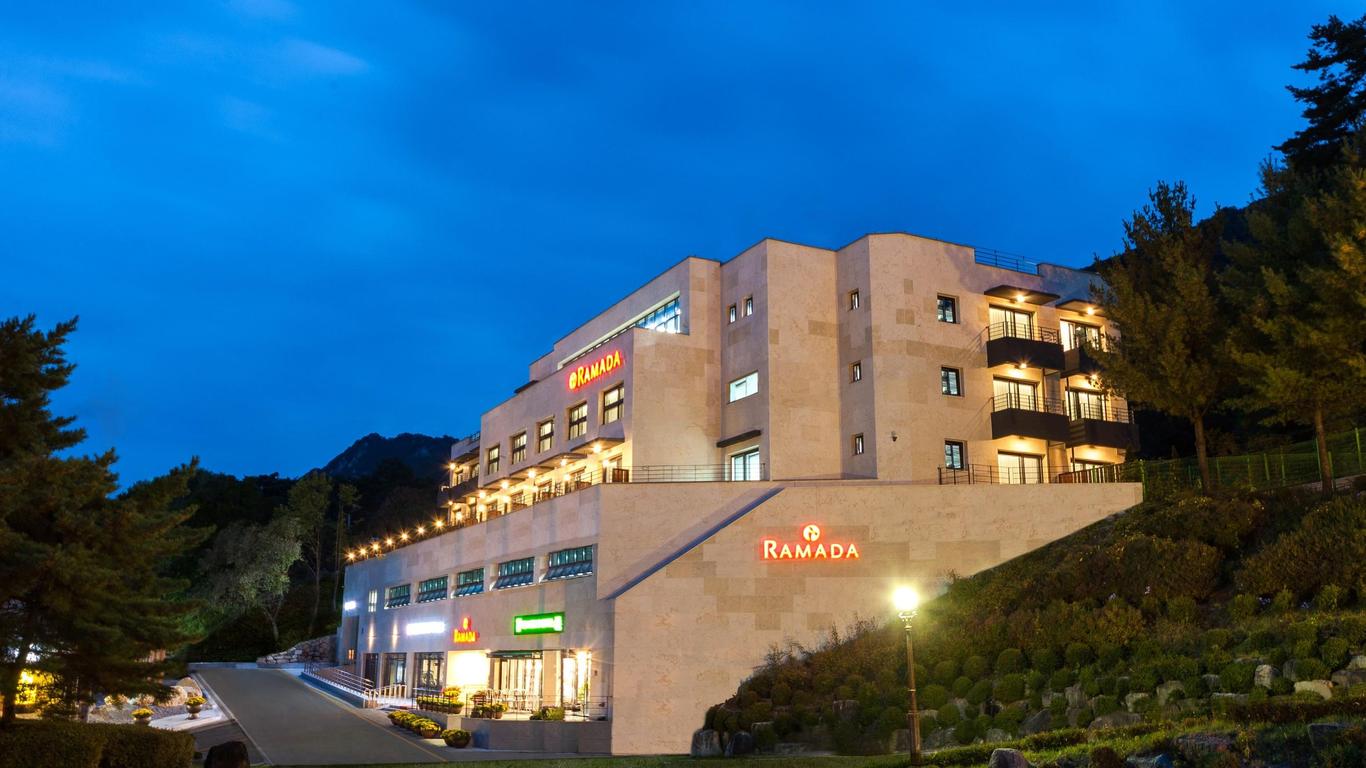 Ramada Resort by Wyndham MungyeongSaejae