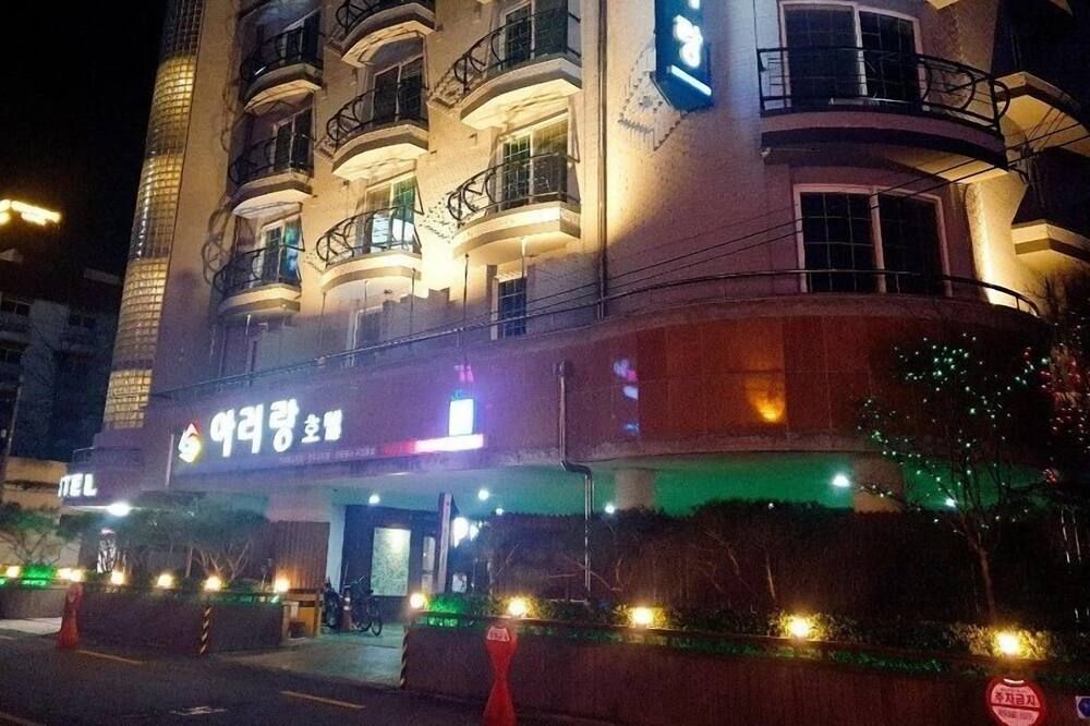 建築