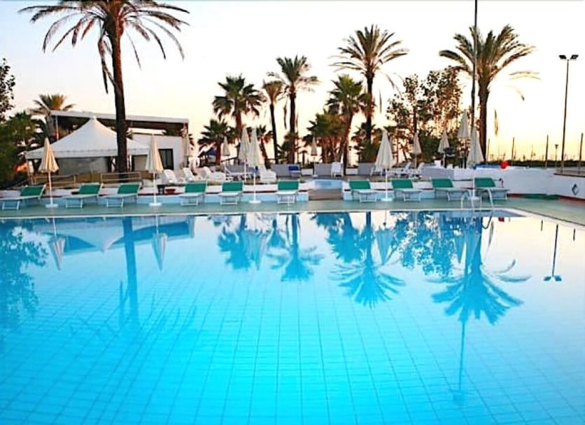 游泳池 相片