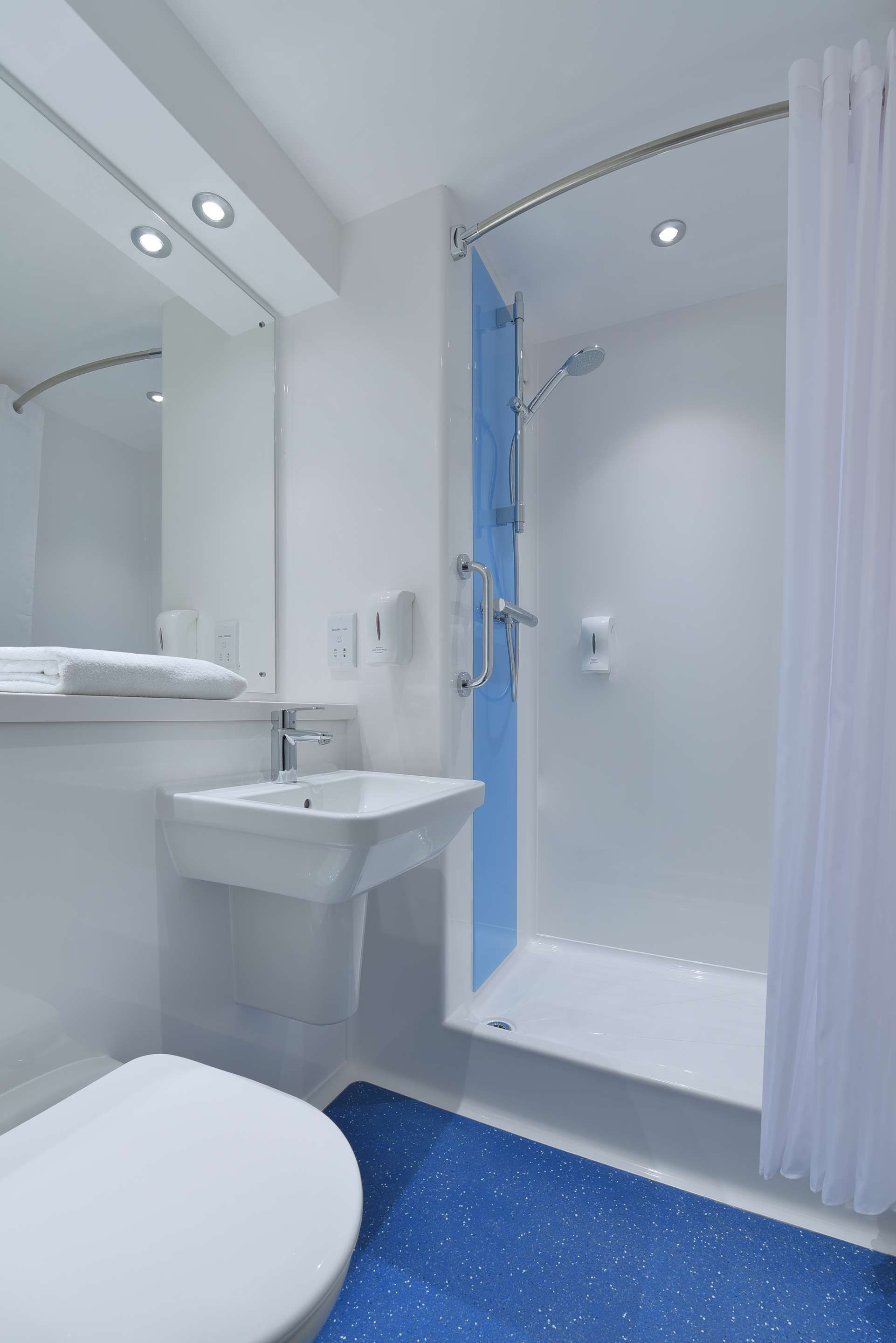 浴室