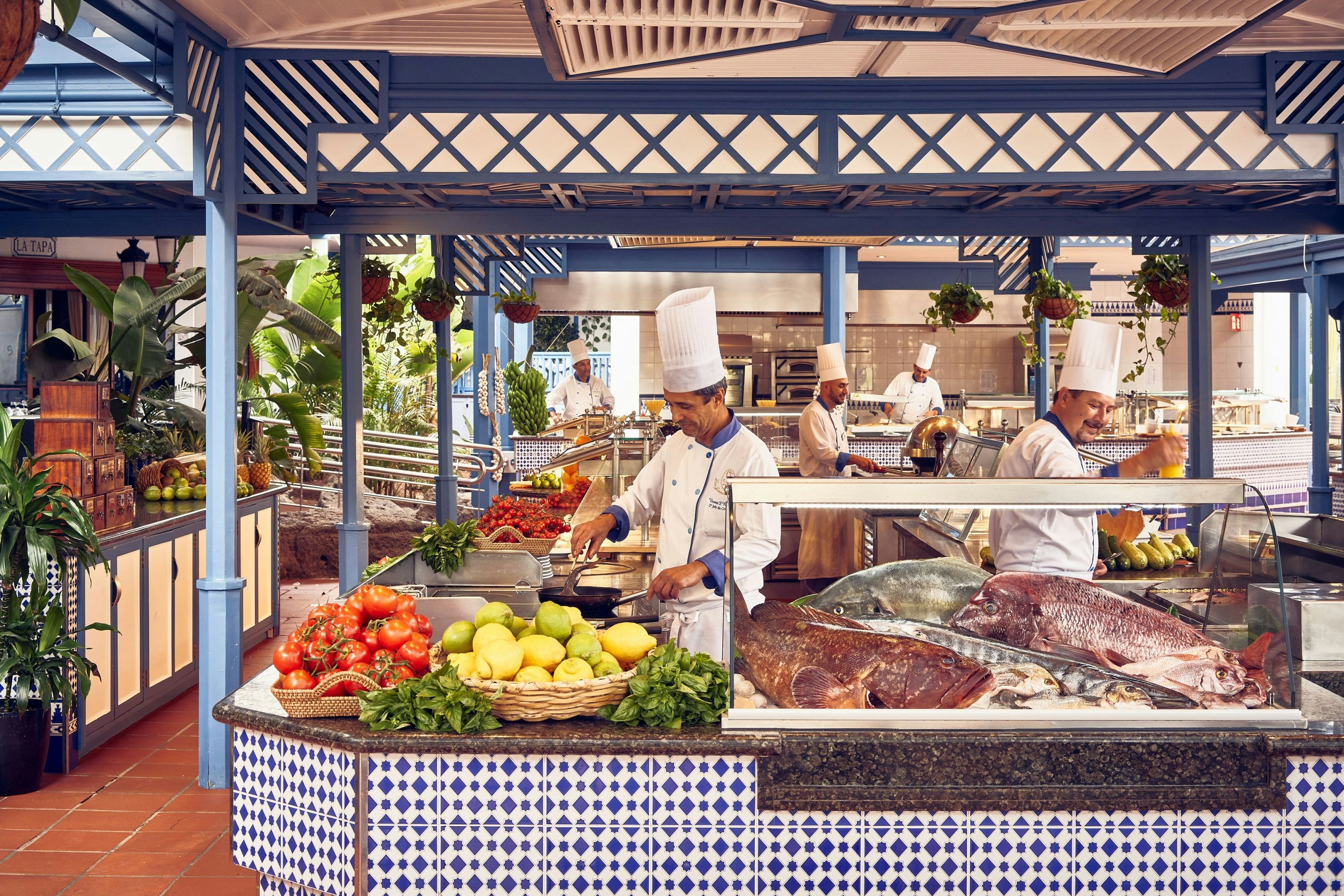天井 相片