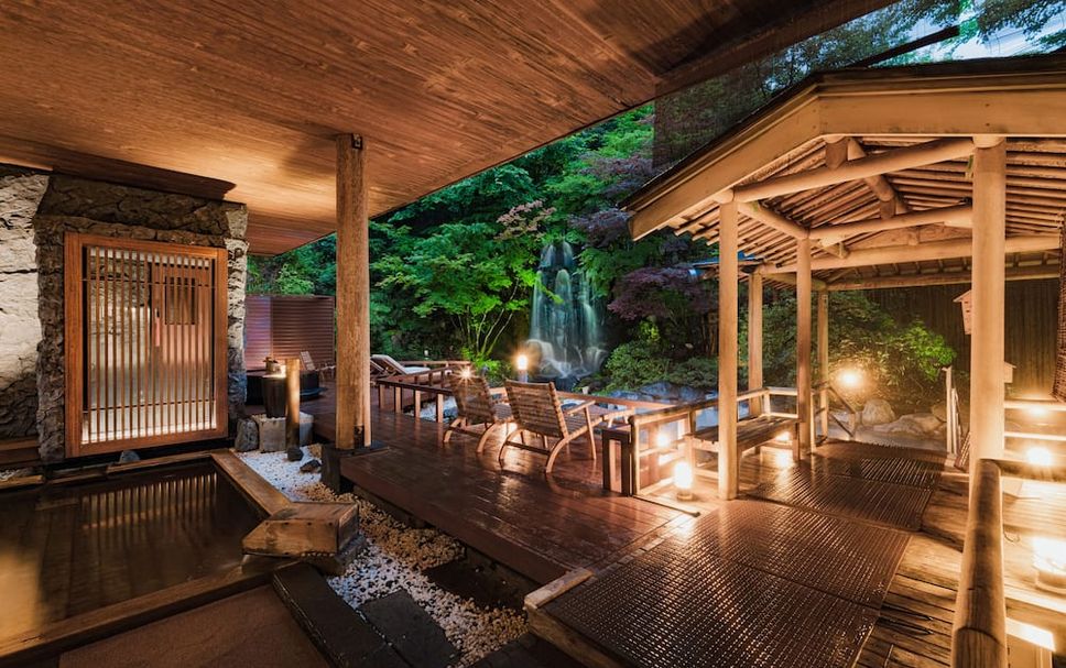 天井 相片