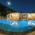 游泳池