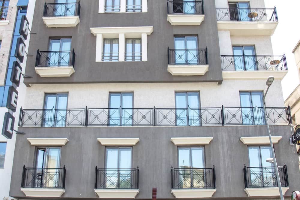 建築