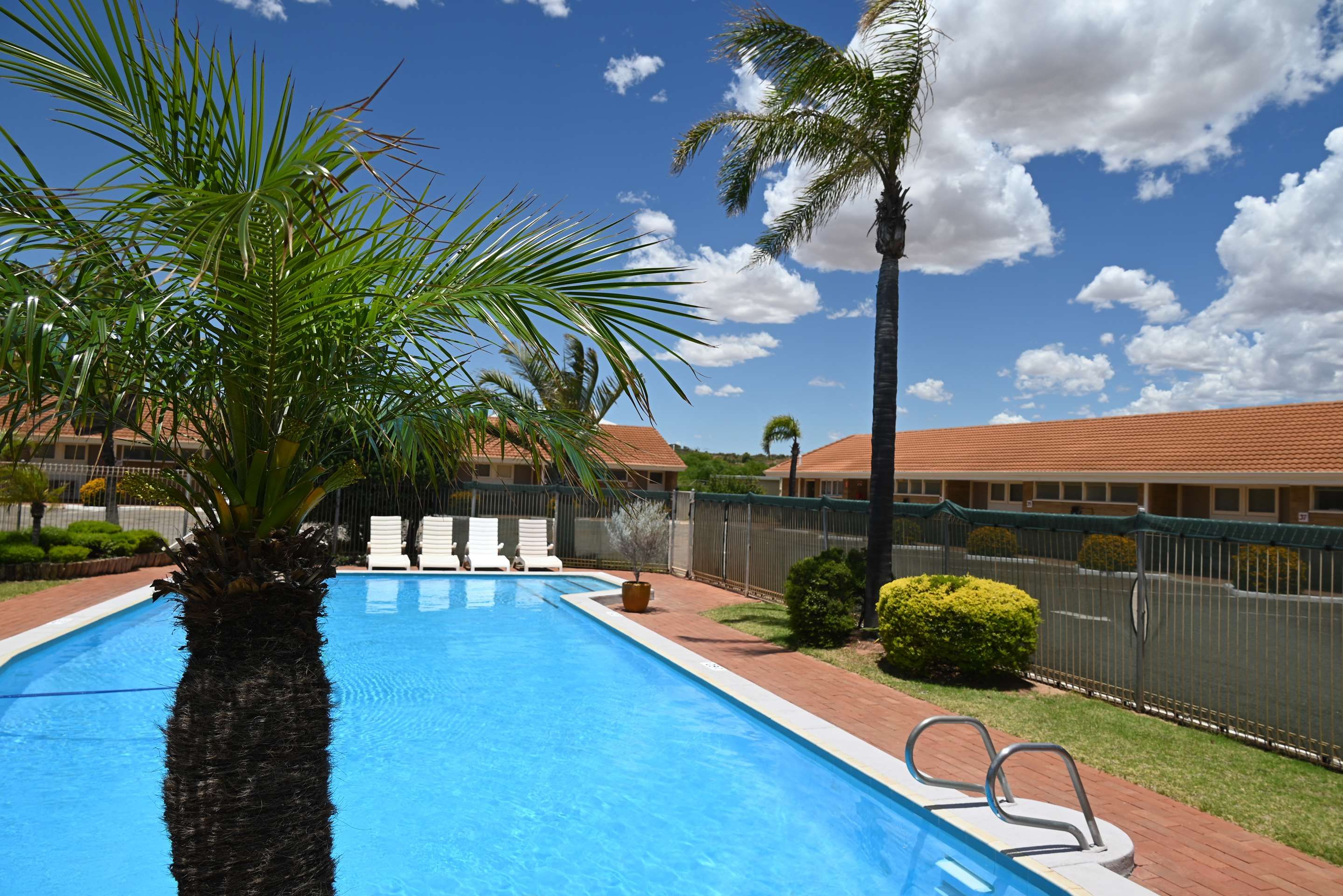 游泳池