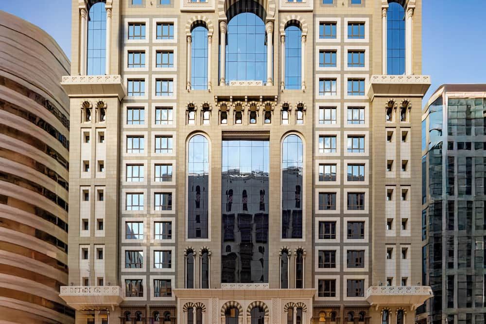 建築