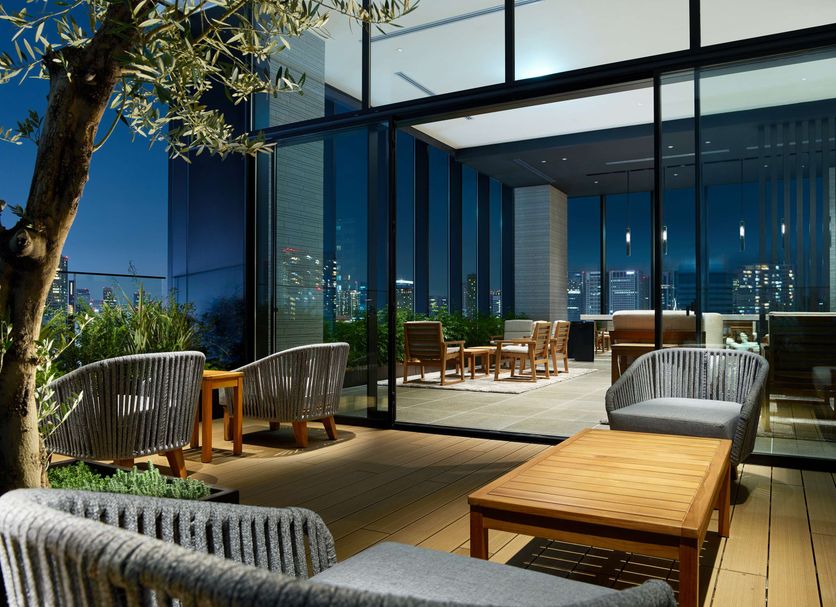 天井 相片