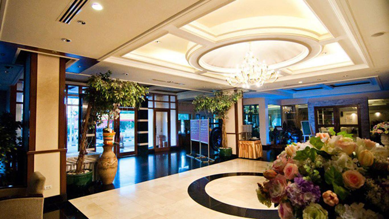 茶坤谷饒江景酒店